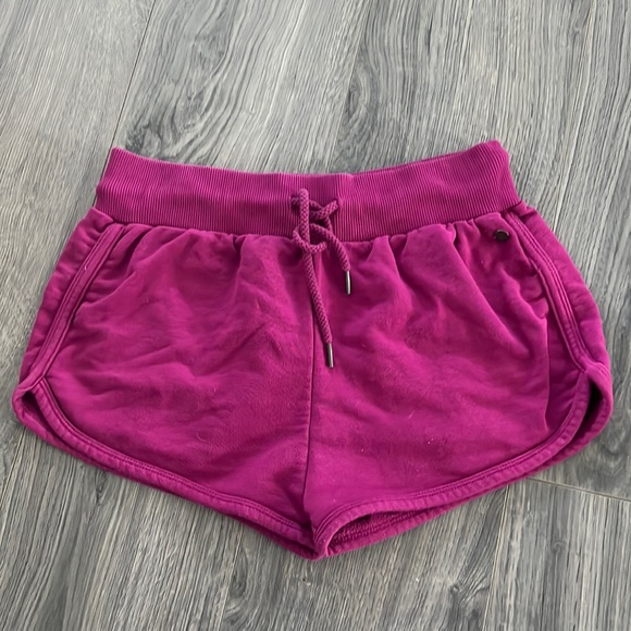 Roxy Pants - Roxy purple shorts